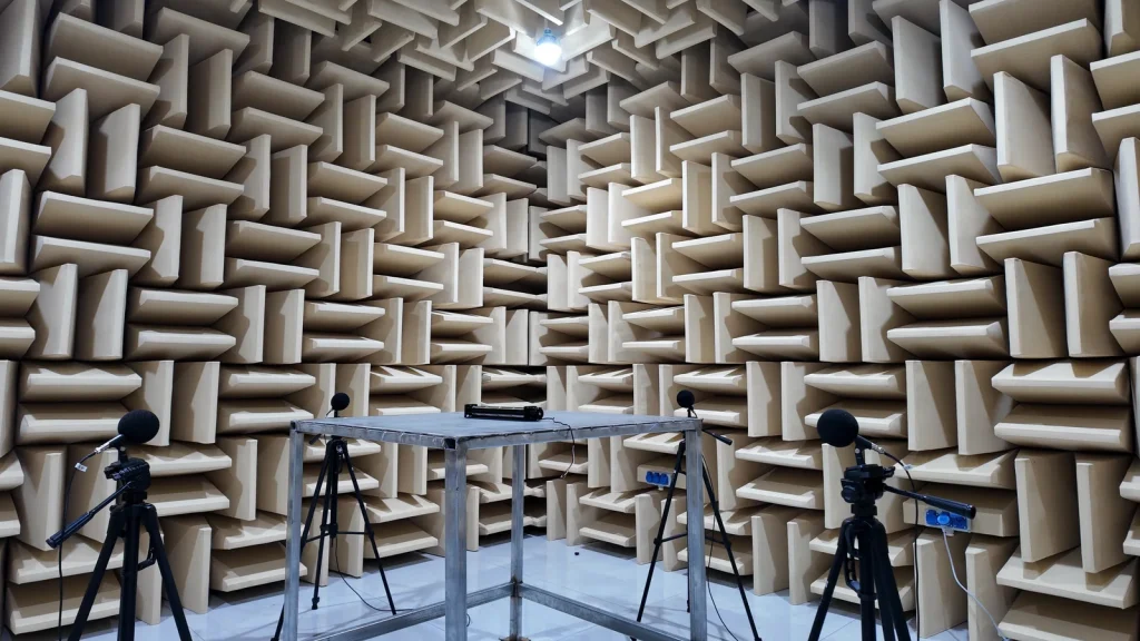 LONGWELL Semi-anechoic chamber